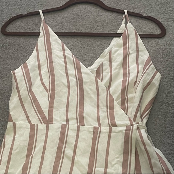White Closet striped wrap dress size XS new with tags - Picture 4 of 10